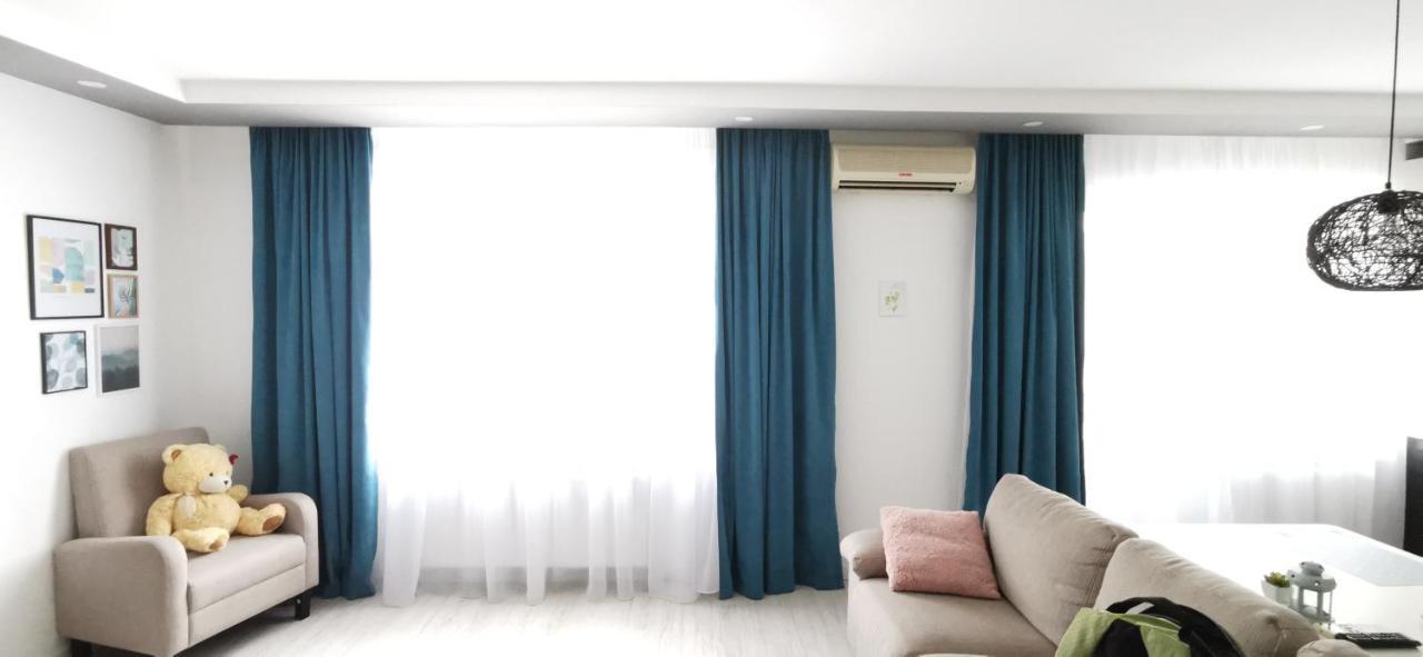 Esplanada Aparments Apartment Суми Екстериор снимка